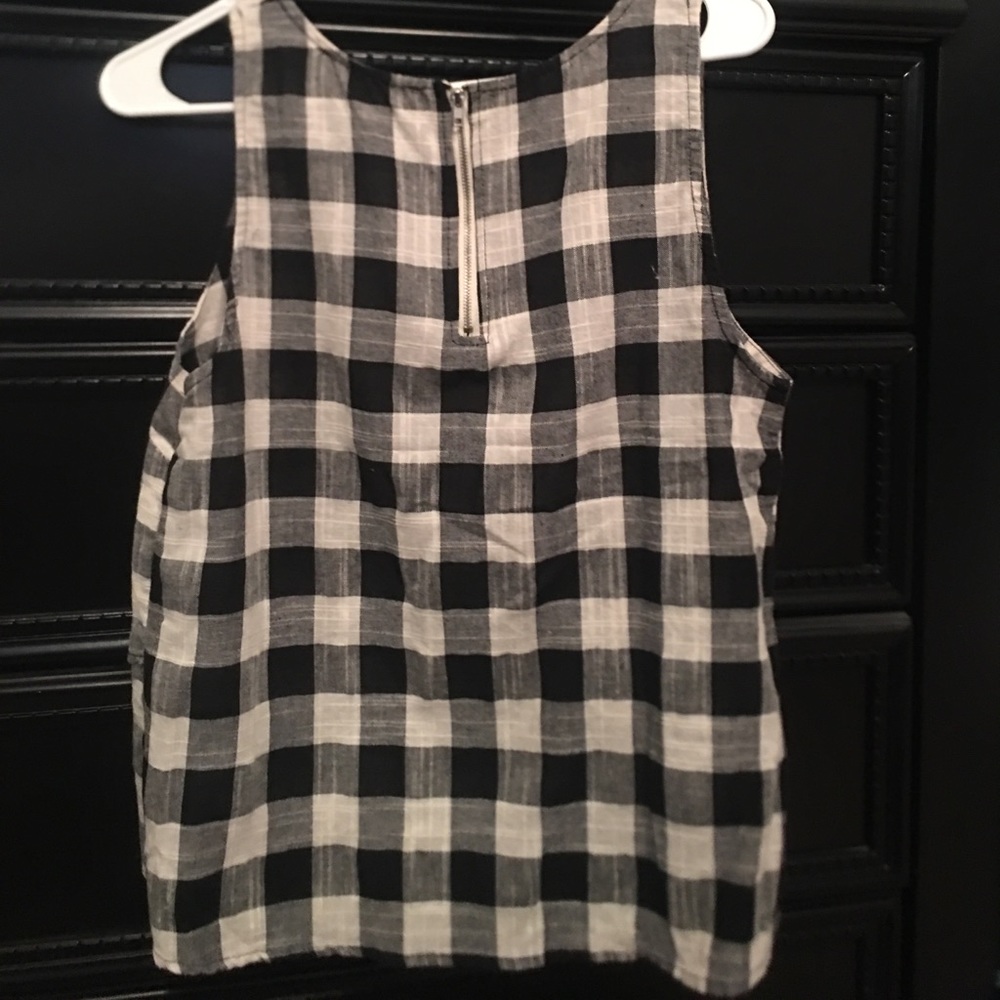 Plaid top - Picture 4 of 4